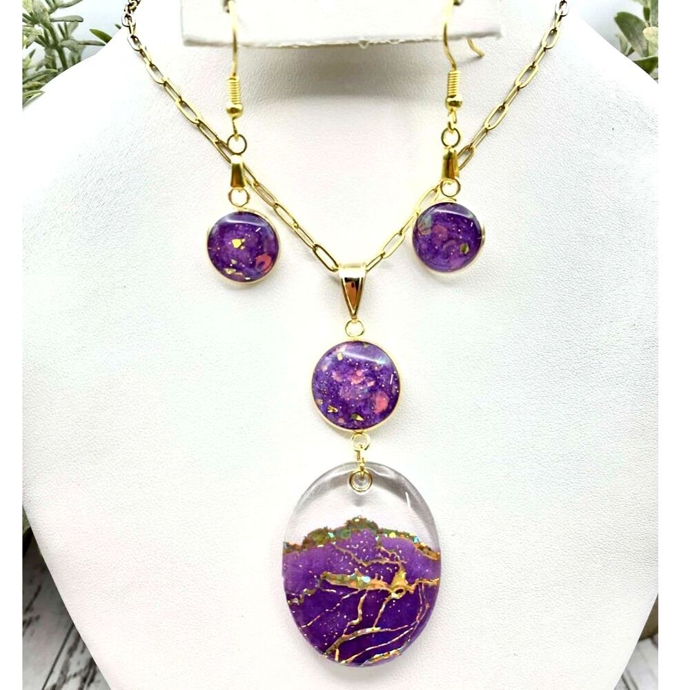 Purple Resin Necklace Earrings Set Gold Tone Galaxy Statement Jewelry - Picture 3 of 4